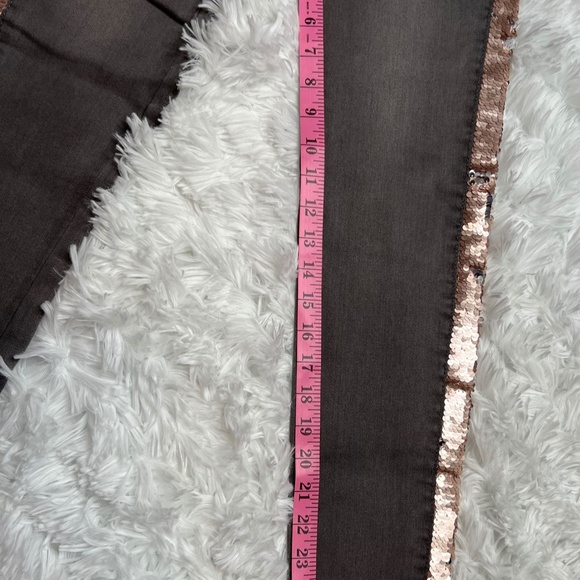 NWT- Cat & Jack Grey Jeans - Picture 5 of 6